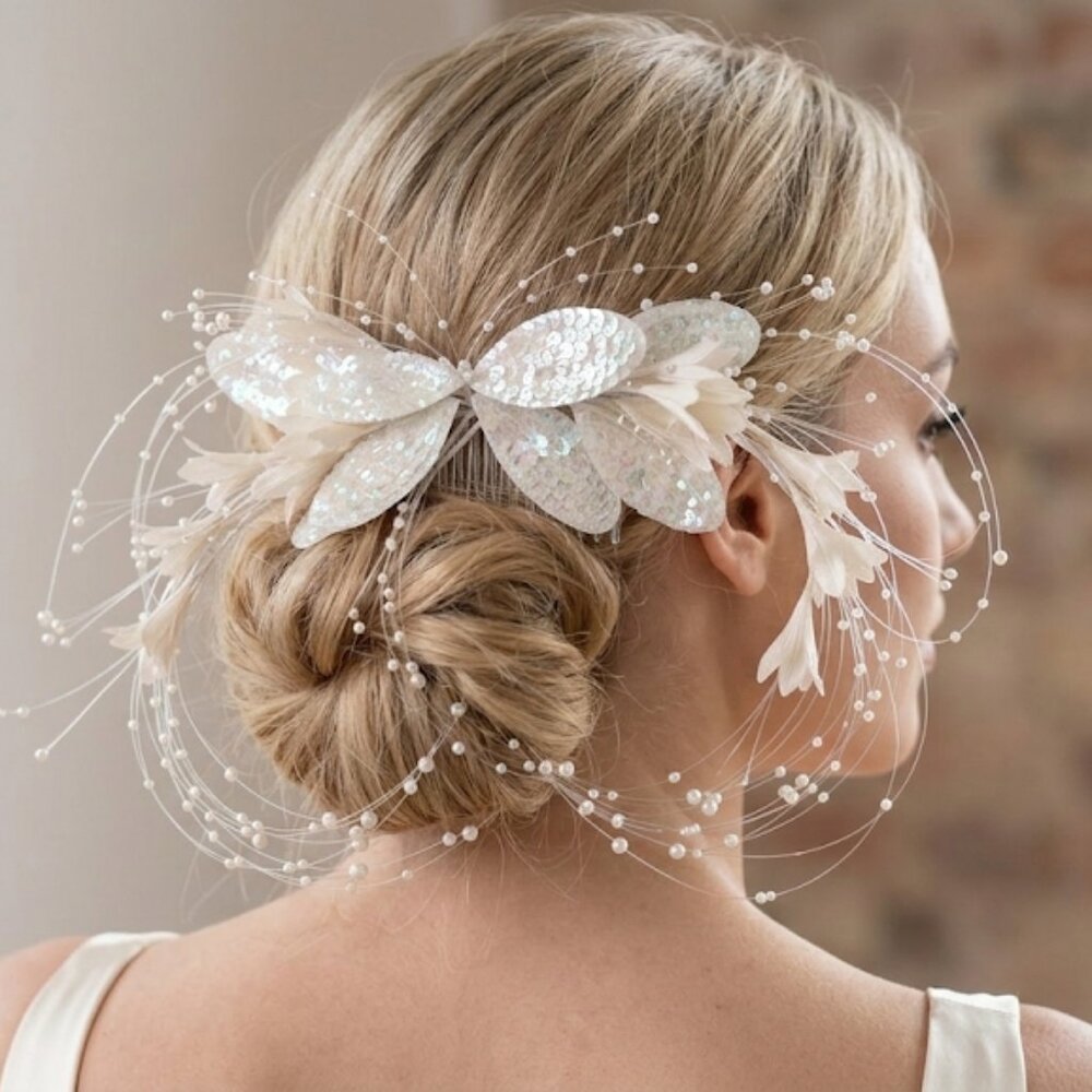 Vintage Whittall &Shon The Icing Bridal Headpiece New Old Stock Hear Comb Pearls